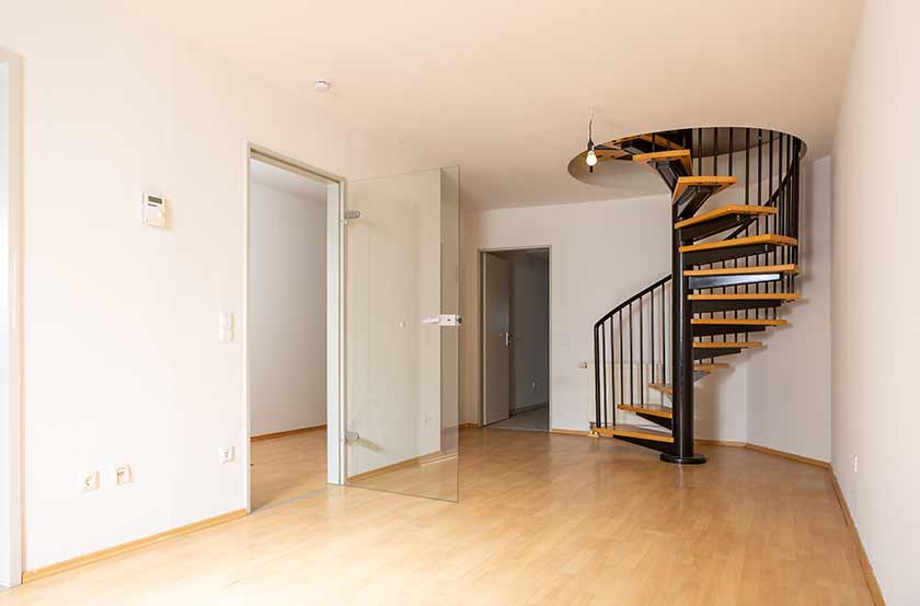 Aufgeräumte und saubere Wohnung nach Entrümpelung